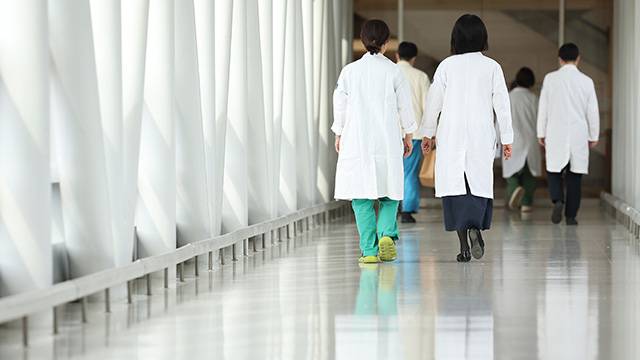 정부 “보건의료 ‘심각’ 단계 20일 해제…