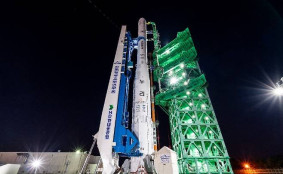 국내 독자개발 ‘누리호’ 첫 야간 발사 성공…위성 13기 모두 궤도 안착