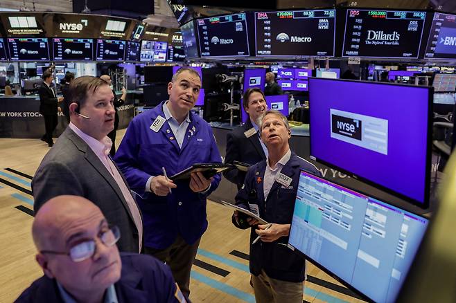 뉴욕증시 또 하락…다우 1.7%↓…나스닥 2.38%↓